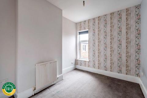 80 Edlington Lane, Warmsworth, Doncaster, DN4 9LS