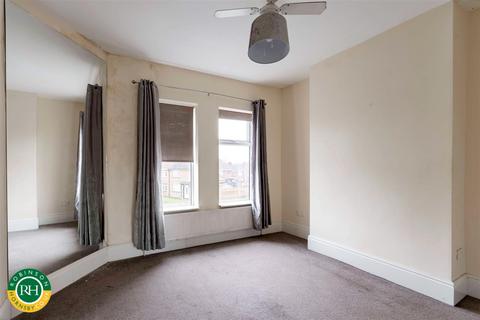 80 Edlington Lane, Warmsworth, Doncaster, DN4 9LS