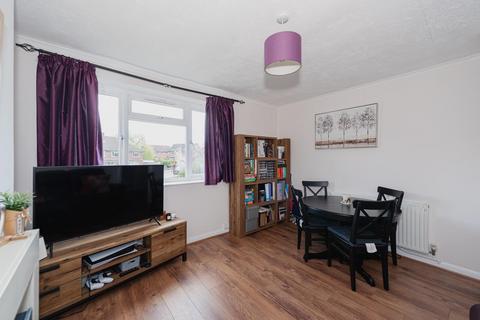 2 bedroom maisonette for sale - Wolsey Close, Worcester Park