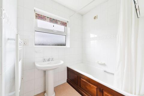 27 Seaforth Gardens, Epsom, KT19 0LR