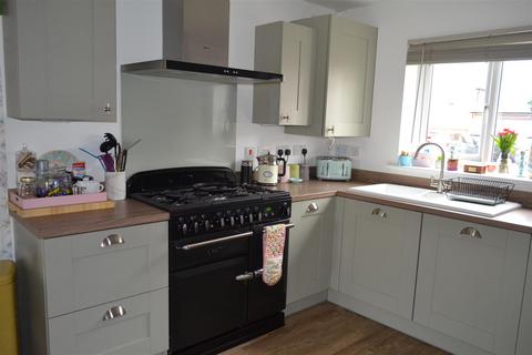 36 Garnstone Drive, Weobley, Hereford, HR4 8TH