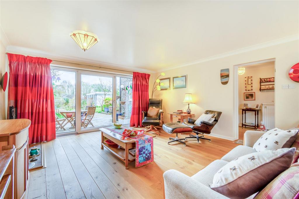 Gorse Crescent, "Holtwood Area", Aylesford, ME20 6EX 4 bed detached
