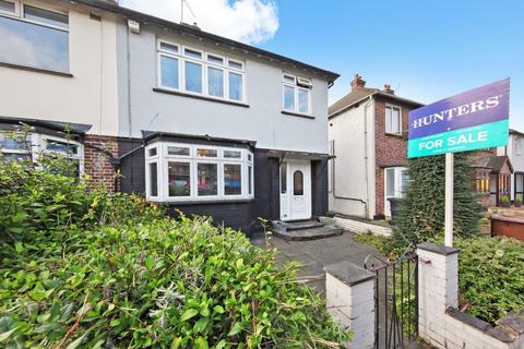 18 Warren Terrace, Romford, RM6 5SB