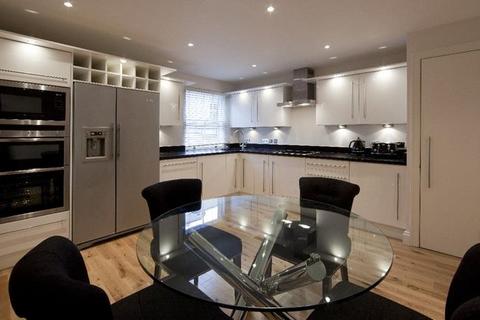 1 bedroom flat to rent, Grosvenor Hill, London