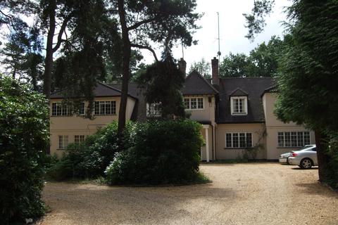 1 bedroom flat to rent, Sandhurst Road, WokIngham, BerkshIre, RG40
