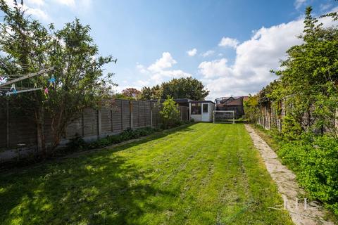 3 bedroom semi-detached house for sale, Kingsley Gardens, Hornchurch