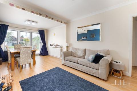 3 bedroom semi-detached house for sale, Kingsley Gardens, Hornchurch