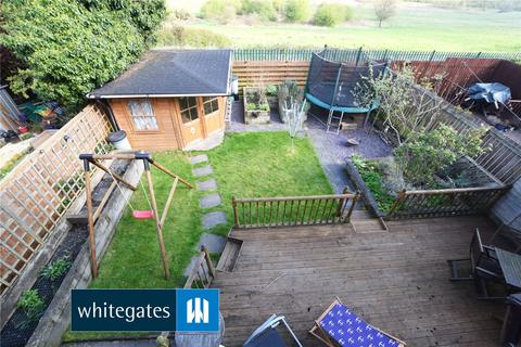 98 Manor Farm Drive, Leeds, LS10 3RN