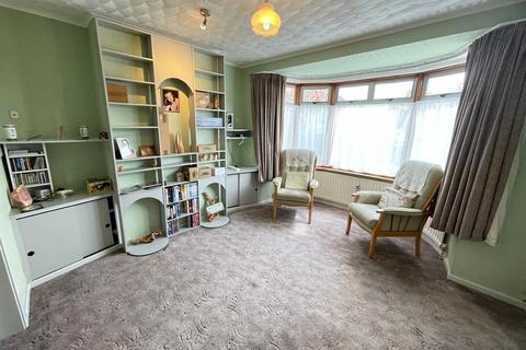 15 Felstead Way, Luton, LU2 7LH
