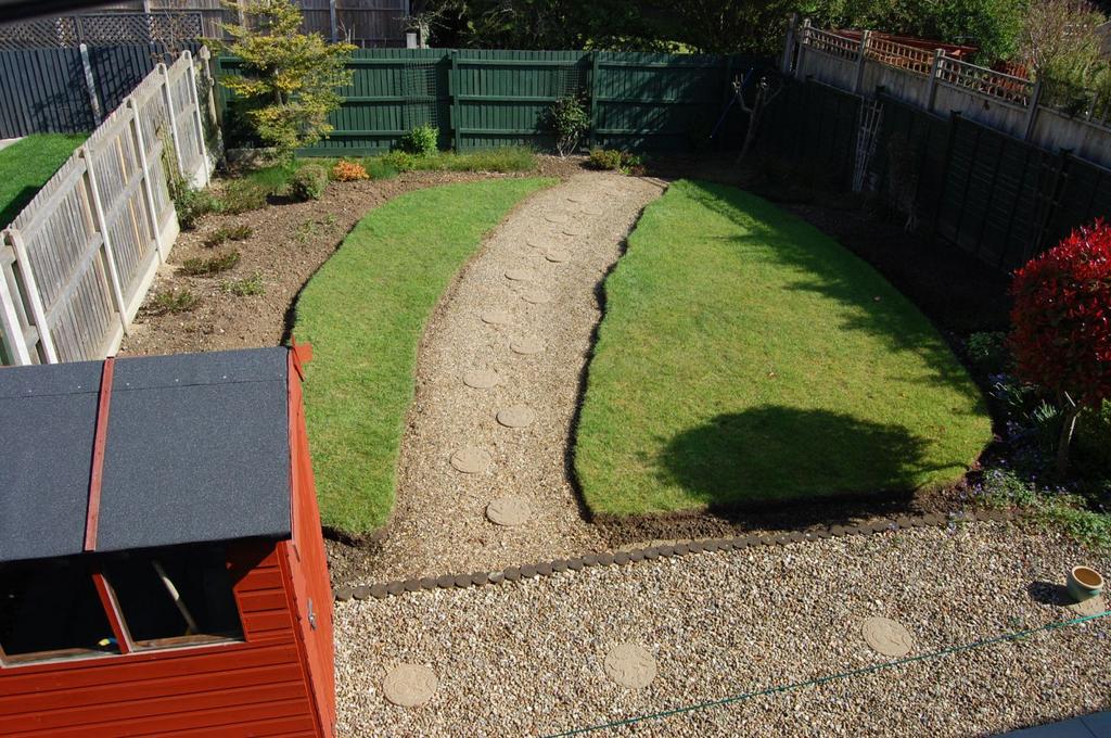 Wright Road, Long Buckby, Northampton NN6 7GG 4 bed detached house for