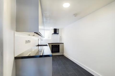 2 bedroom flat to rent, Wadebridge, Cornwall