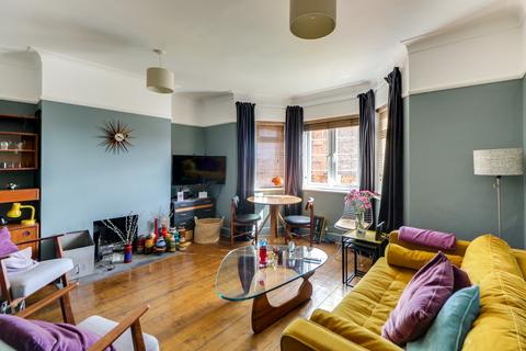 3 bedroom apartment for sale, Havelock Road, Southsea