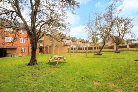 79 Richmond Road, London, SW20 0PE