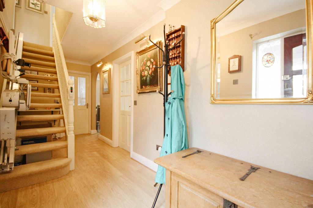 The Aspens, Delamere Park, Cuddington, Cheshire, CW8 4 bed detached