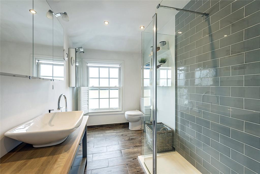 Family Shower Room
