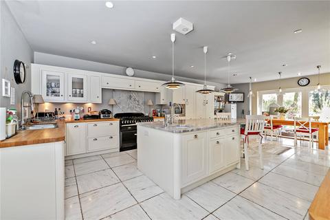 5 bedroom detached house for sale, Townsend Drive, St. Albans, Hertfordshire