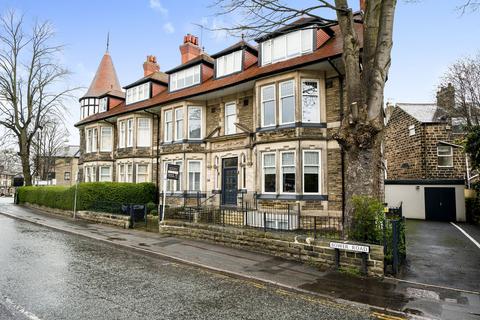 undefined, East Parade, Harrogate, HG1