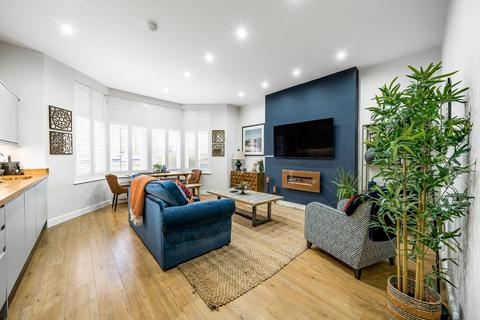 undefined, East Parade, Harrogate, HG1