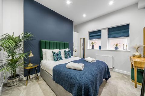 undefined, East Parade, Harrogate, HG1