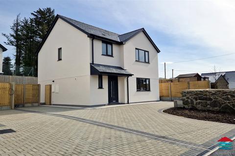 3 bedroom detached house for sale, 2 Cwrt Tanws, Criccieth