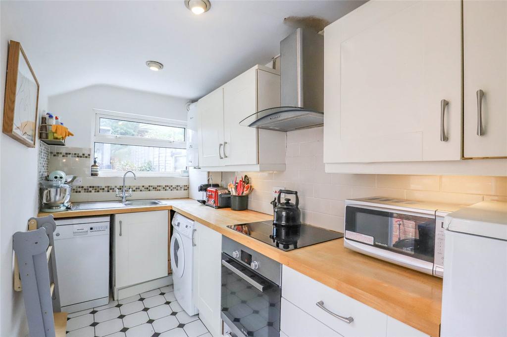 Bernard Street, St. Albans, Hertfordshire, AL3 2 bed terraced house £