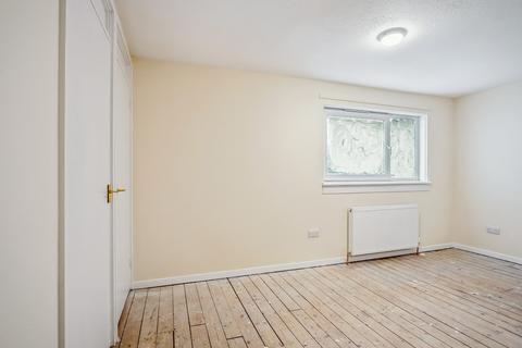 77 Rossie Place, Auchterarder, PH3 1AR