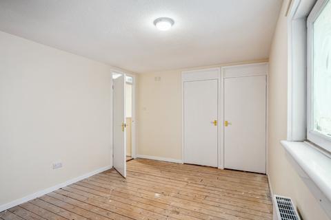 77 Rossie Place, Auchterarder, PH3 1AR