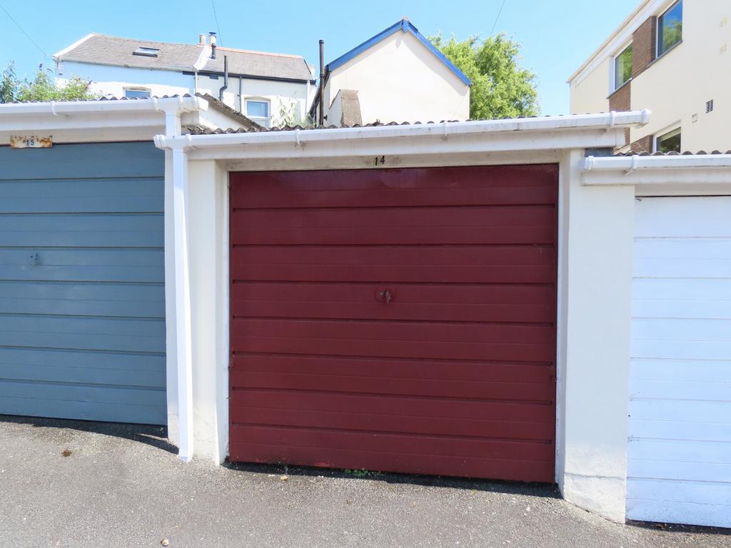 Victoria Road Barnstaple EX32 Garage 80 Pcm 18 Pw victoria-road-barnstaple-ex32-garage-80-pcm-18-pw