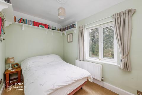 26 Vallis Way, London, W13 0DD