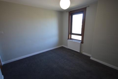 2 bedroom flat to rent, Moncur Crescent, Coldside, Dundee, DD3