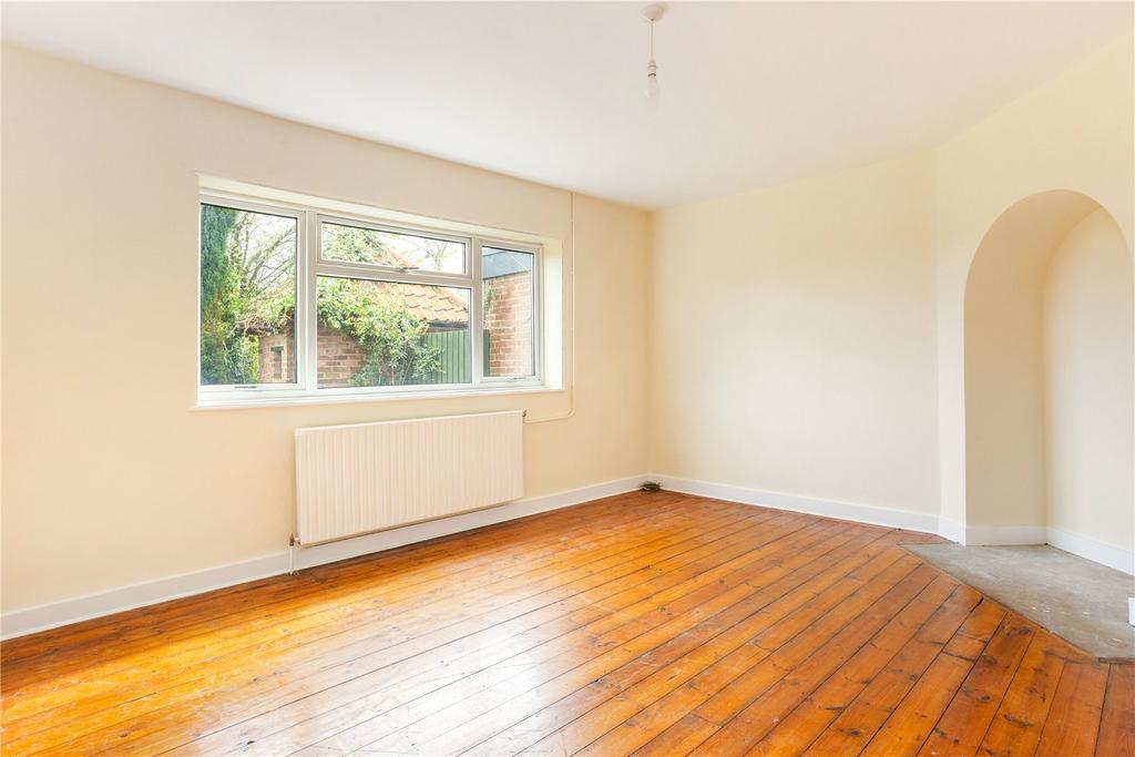 The Village, Burton, Neston... 3 bed semidetached house £395,000