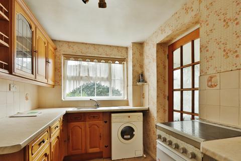 7 Beechcliffe Avenue, Hull, HU6 7EF