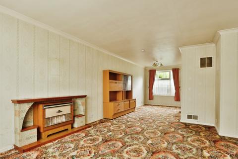 7 Beechcliffe Avenue, Hull, HU6 7EF