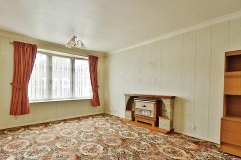 7 Beechcliffe Avenue, Hull, HU6 7EF