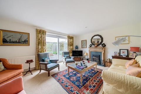 54 Brookside Close, Tiddington, Thame, OX9 2LS