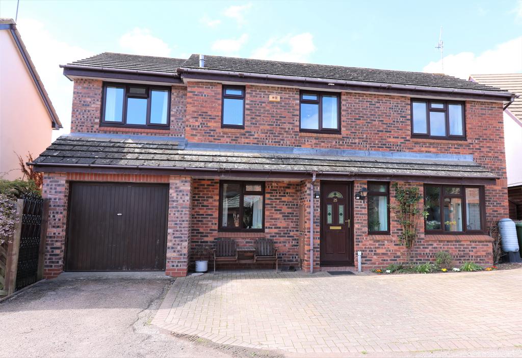 Ryelands, Wyre Piddle WR10 5 bed detached house for sale £560,000