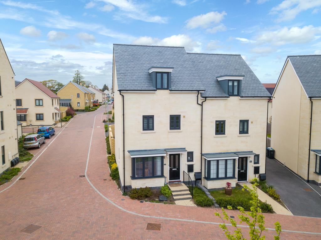 Kingsfield Leaze, Bradford On Avon 4 bed semidetached house for sale