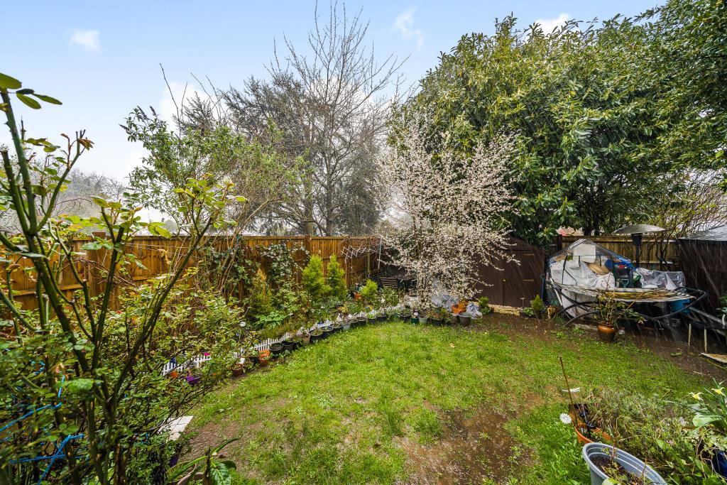 Caversham Heights, Berkshire, RG4 4 bed detached house for sale £725,000