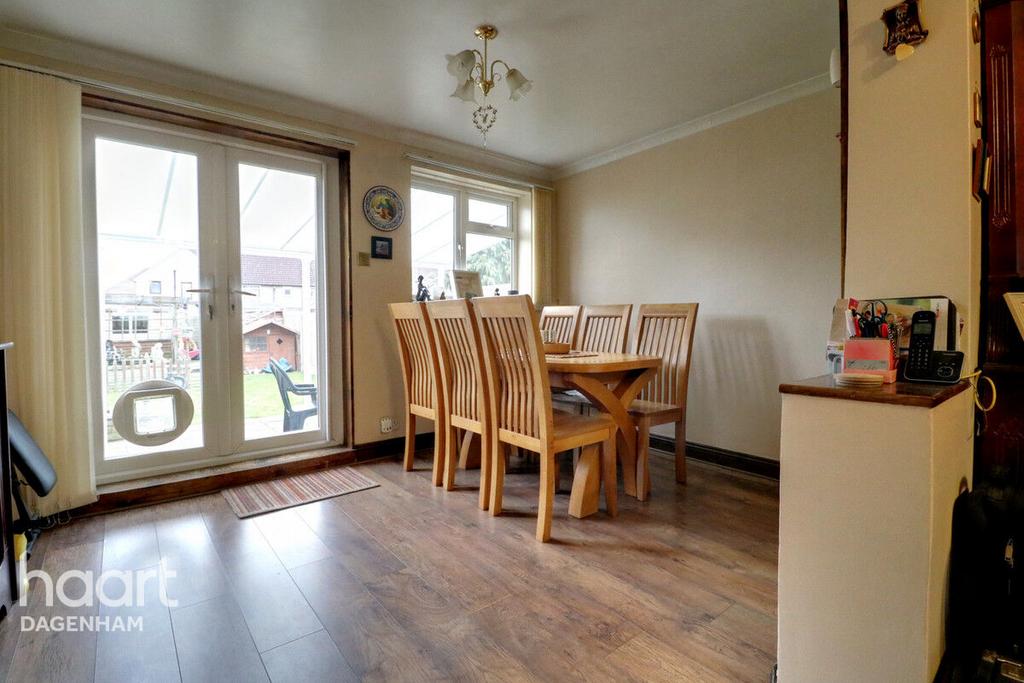 Wayside Gardens, Dagenham 3 bed terraced house £375,000