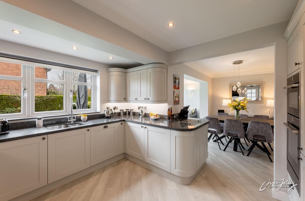 Marsham Road, Hazel Grove, Stockport SK7 5JB 3 bed detached house for