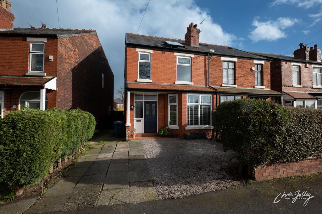 Woodsmoor Lane, Woodsmoor, Stockport SK2 7AZ 3 bed semidetached house