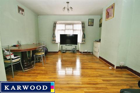 3 bedroom terraced house for sale, North Hayes