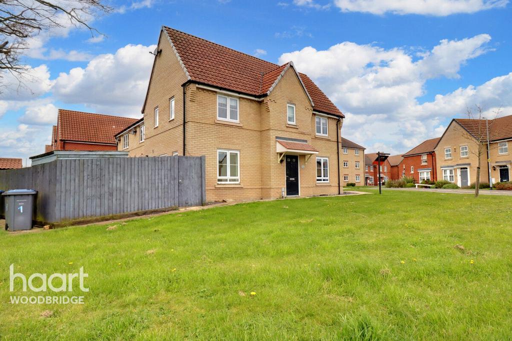 Franklin Road, Saxmundham 3 bed end of terrace house for sale £300,000