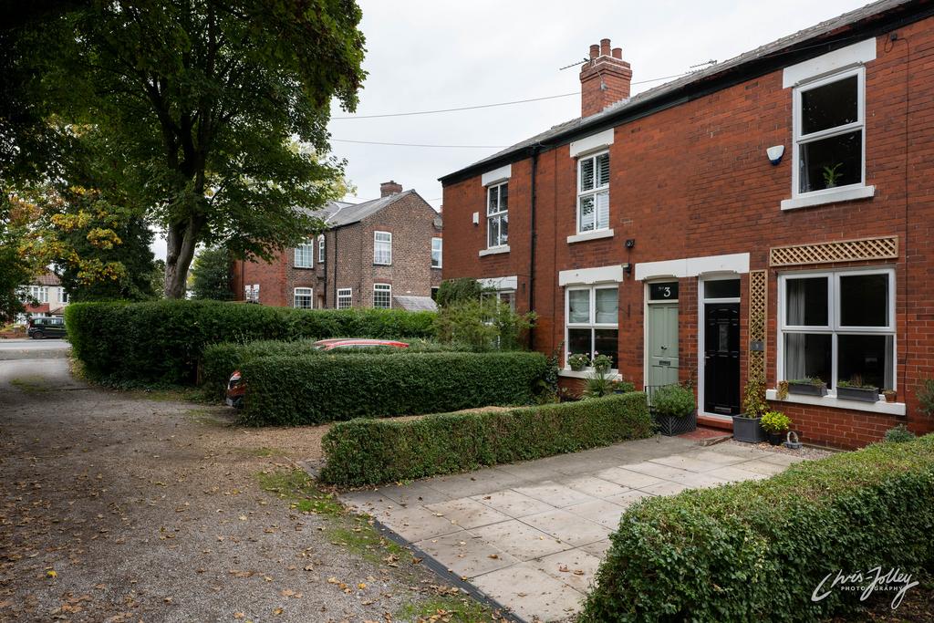 Nursery Lane, Cheadle Heath, Stockport SK3 0PW 2 bed terraced house £