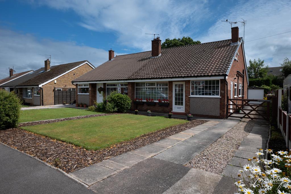Warwick Drive, Hazel Grove, Stockport... 4 bed semidetached bungalow
