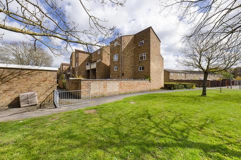 1 Albemarle Way, Cambridge, CB4 2SP
