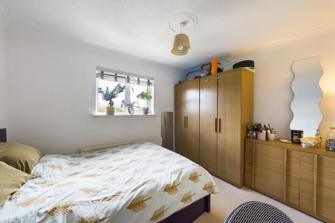 1 Albemarle Way, Cambridge, CB4 2SP