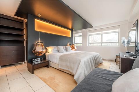 undefined, York Way, London, N7