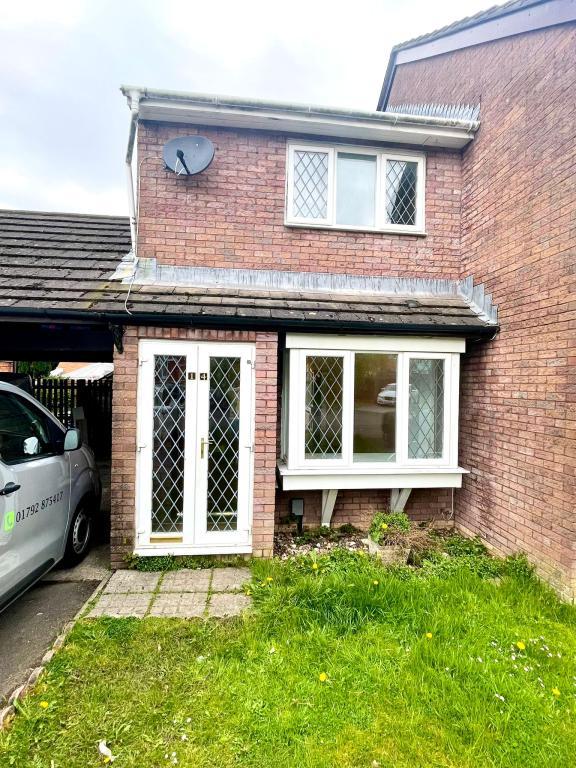 14 Ffordd Butler,Gowerton,Swansea 2 bed semidetached house £750 pcm