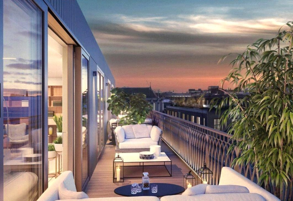 241985 can210199 img 02 0000